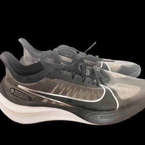 Nike Zoom Gravity